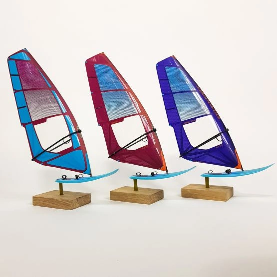 N-HW22-JPMAGICWAVE Model windsurfingowy JP Magic Wave + NeilPryde Combat